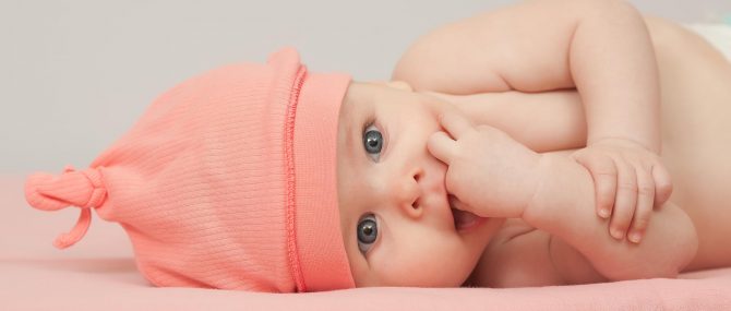 Transfert d'embryons unique pour éviter une grossesse multiple