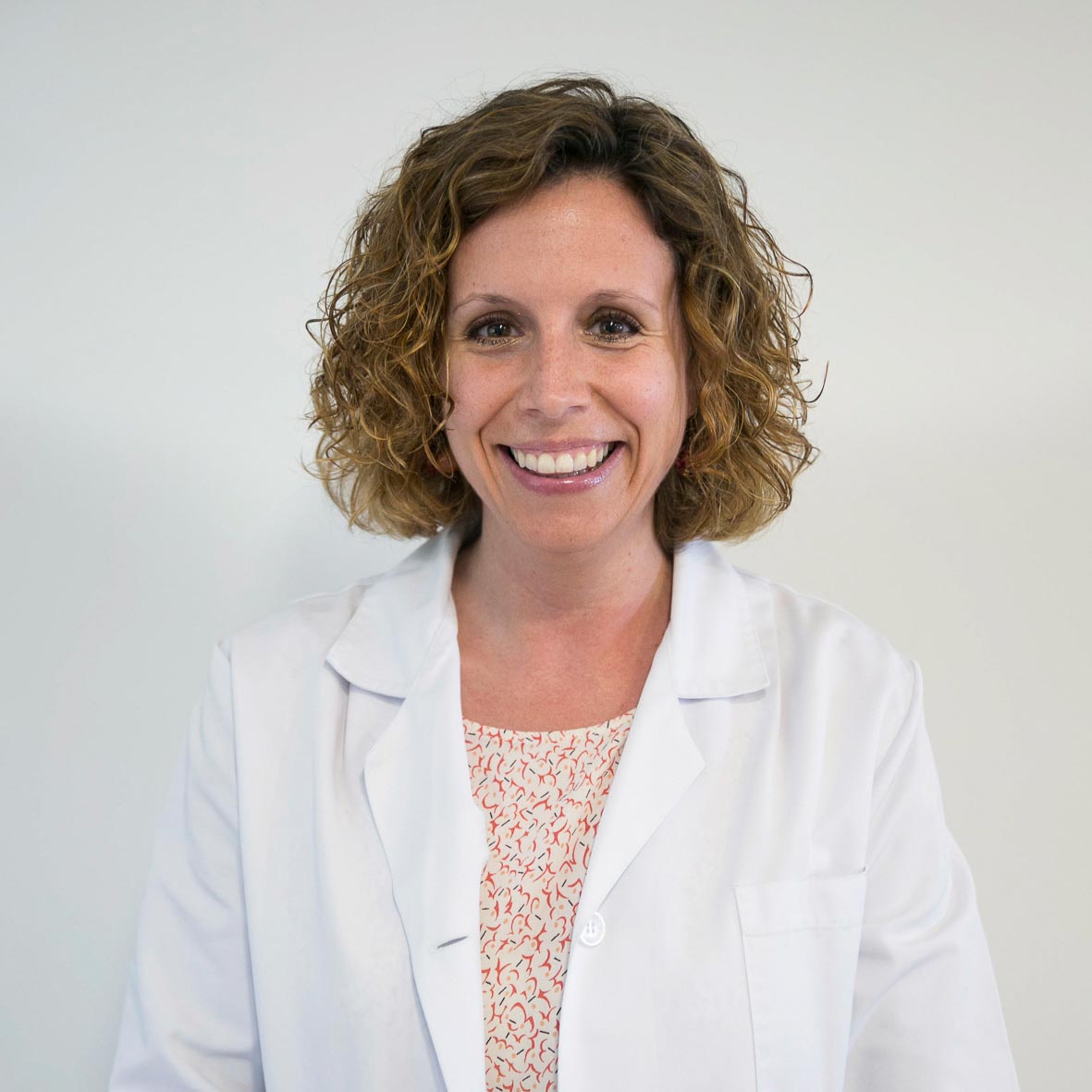 Dr. Esther  Marbán Bermejo